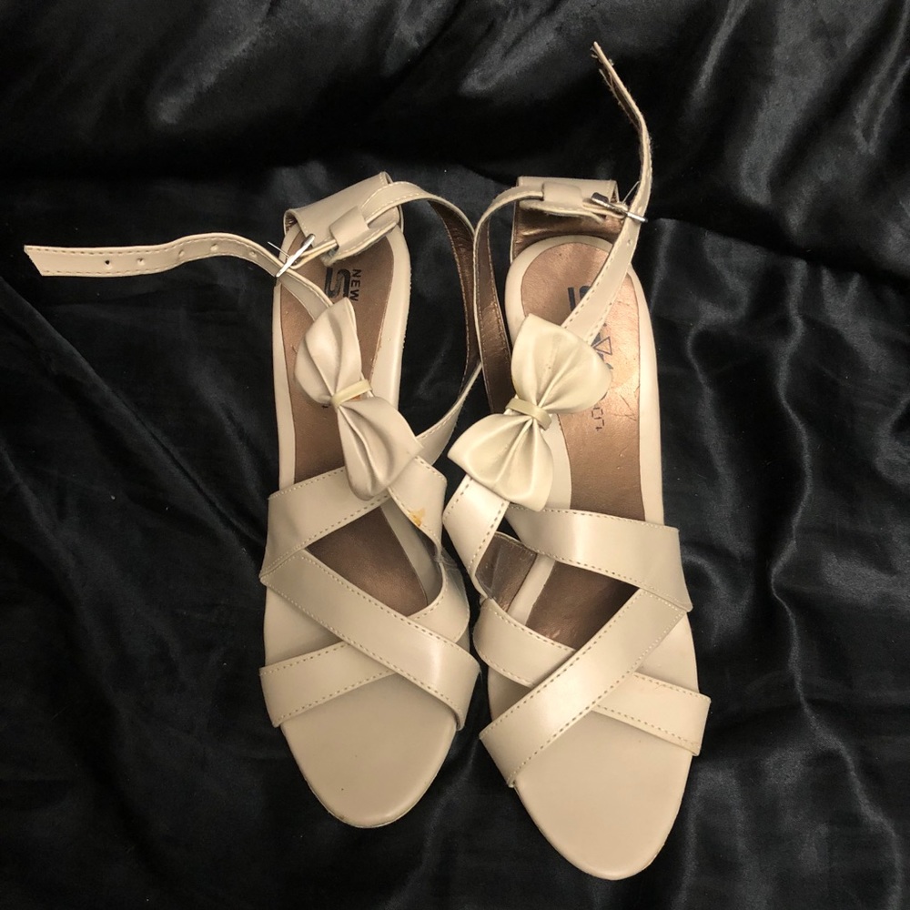 Doll Inspired High Heels With Bow Detail